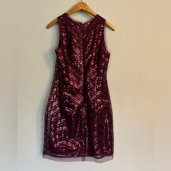 Stunning cranberry sequins cocktail dress 🥂 *New* size 4 - Picture 5 of 5